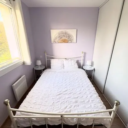 Maison Calme Avec Jardin Proche De ヴィラ *